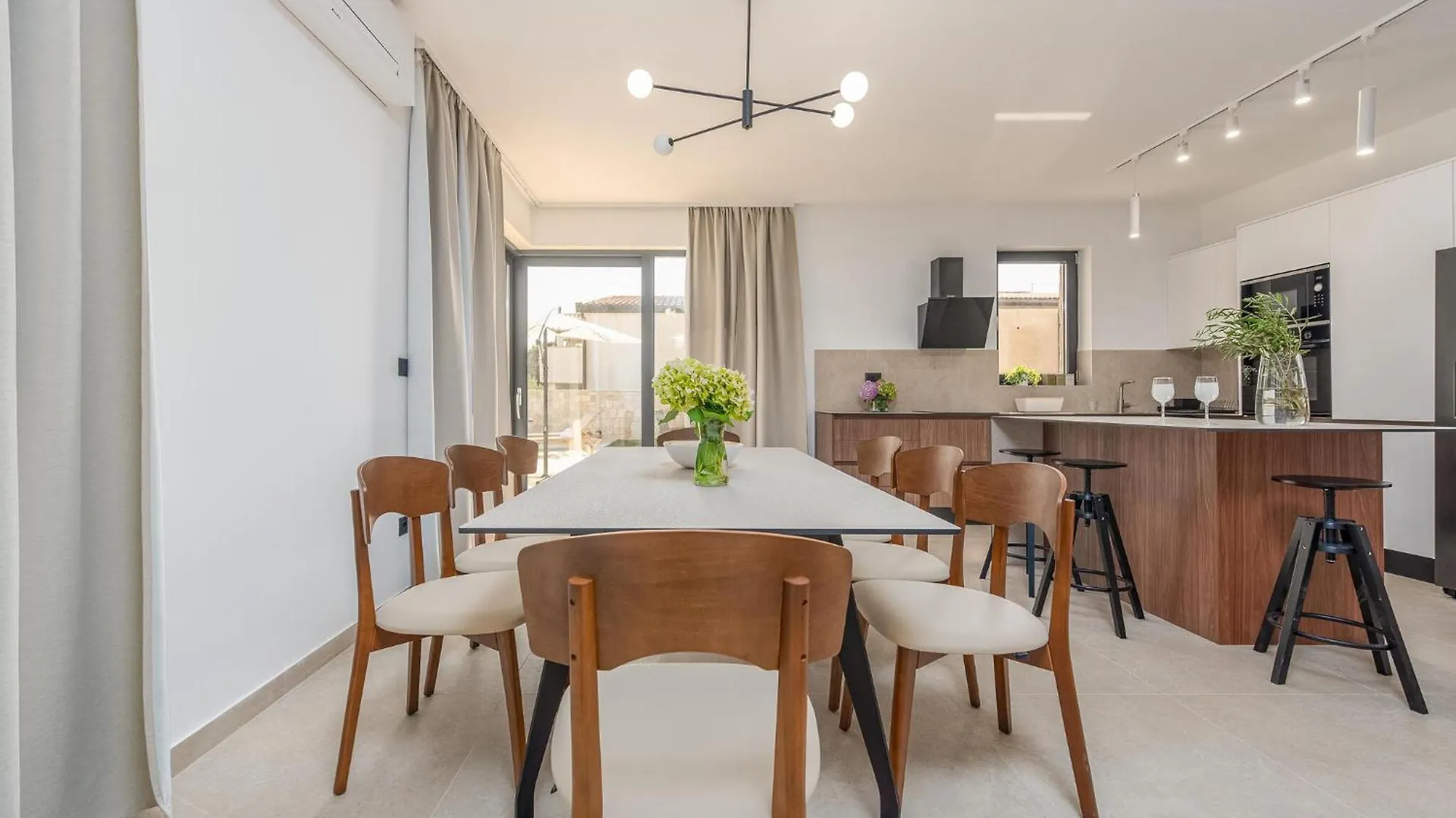 Holiday home Lovely Home In Mandre With Kitchen Croatia